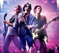 A banda norte-americana Jonas Brother se apresenta no Brasil neste final de semana jonas brothers
